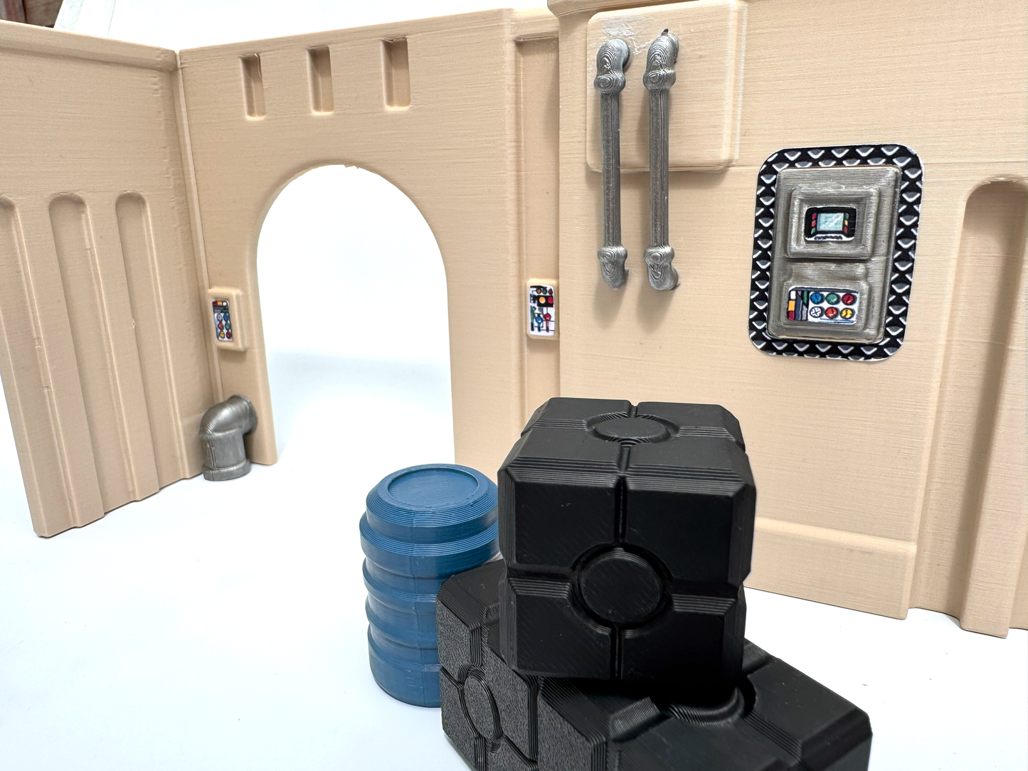 Star Wars Action Figure Display Case for 3.75" Figures – Wall Mounted Tatooine Diorama Display Shelf
