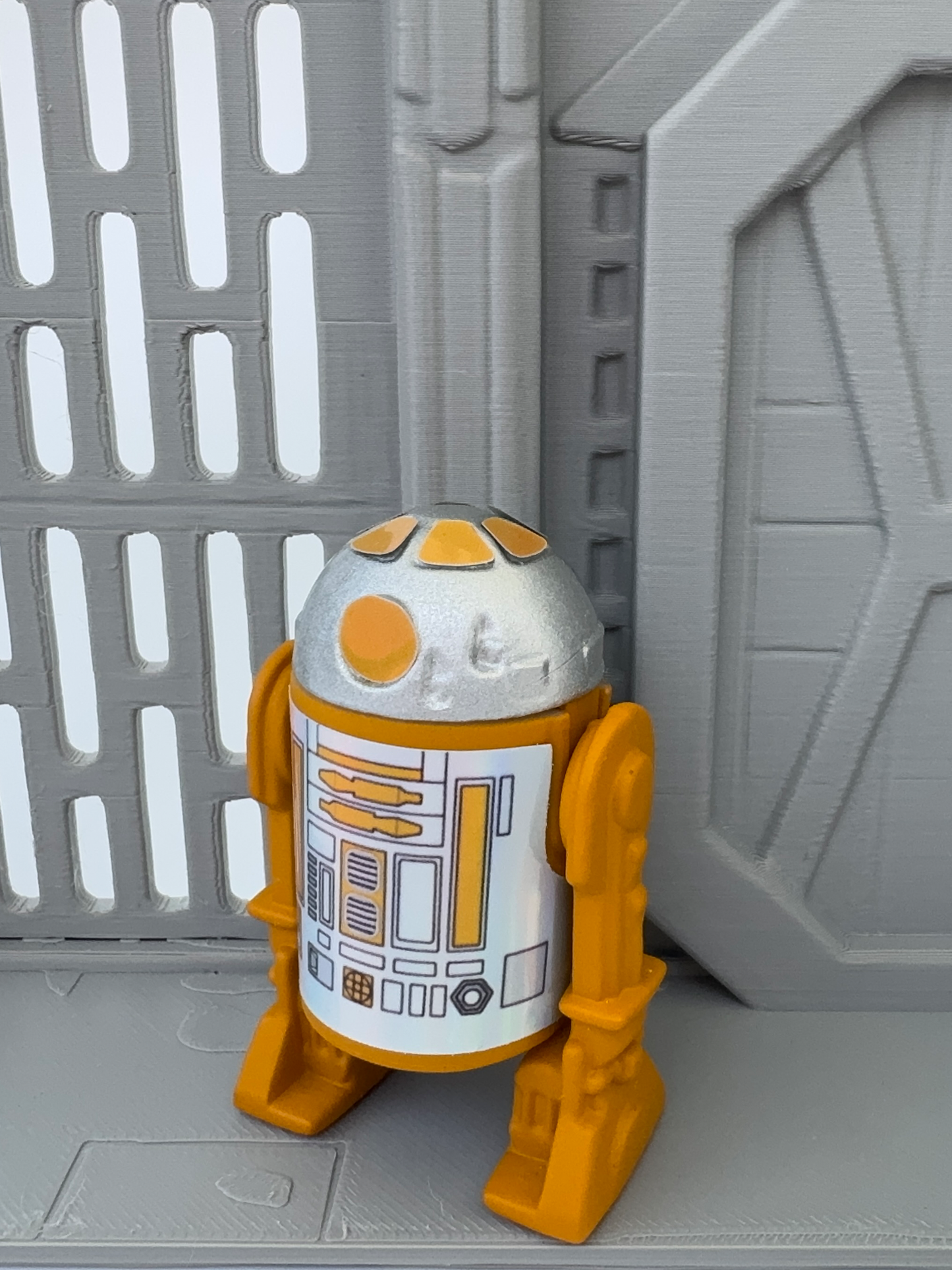 Custom R2 Droid Yellow Action Figure | Vintage Kenner Style Figure
